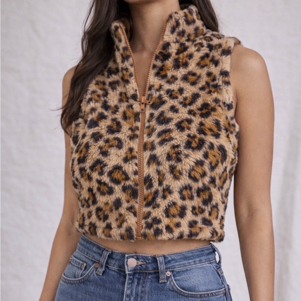 SHEIN Leopard Print Fuzzy Cropped Zip Up Jacket Vest Sherpa Large Brown Tan - Picture 1 of 5